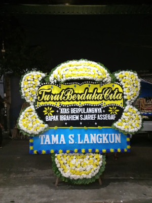 Papan Bunga Duka di Pangale